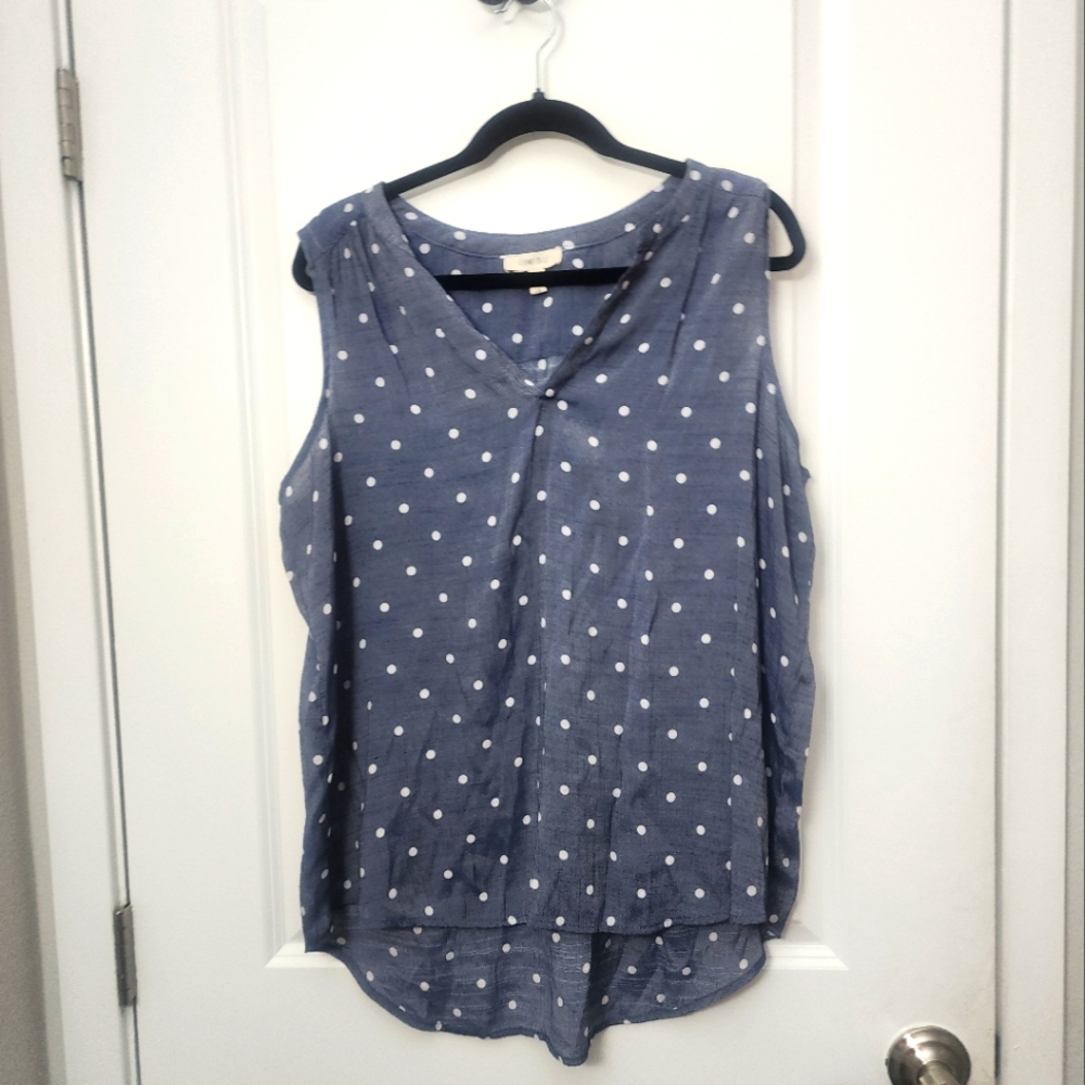 5/$30  Como Blu Polka Dot Sleeveless Top - Blue Size Xlarge